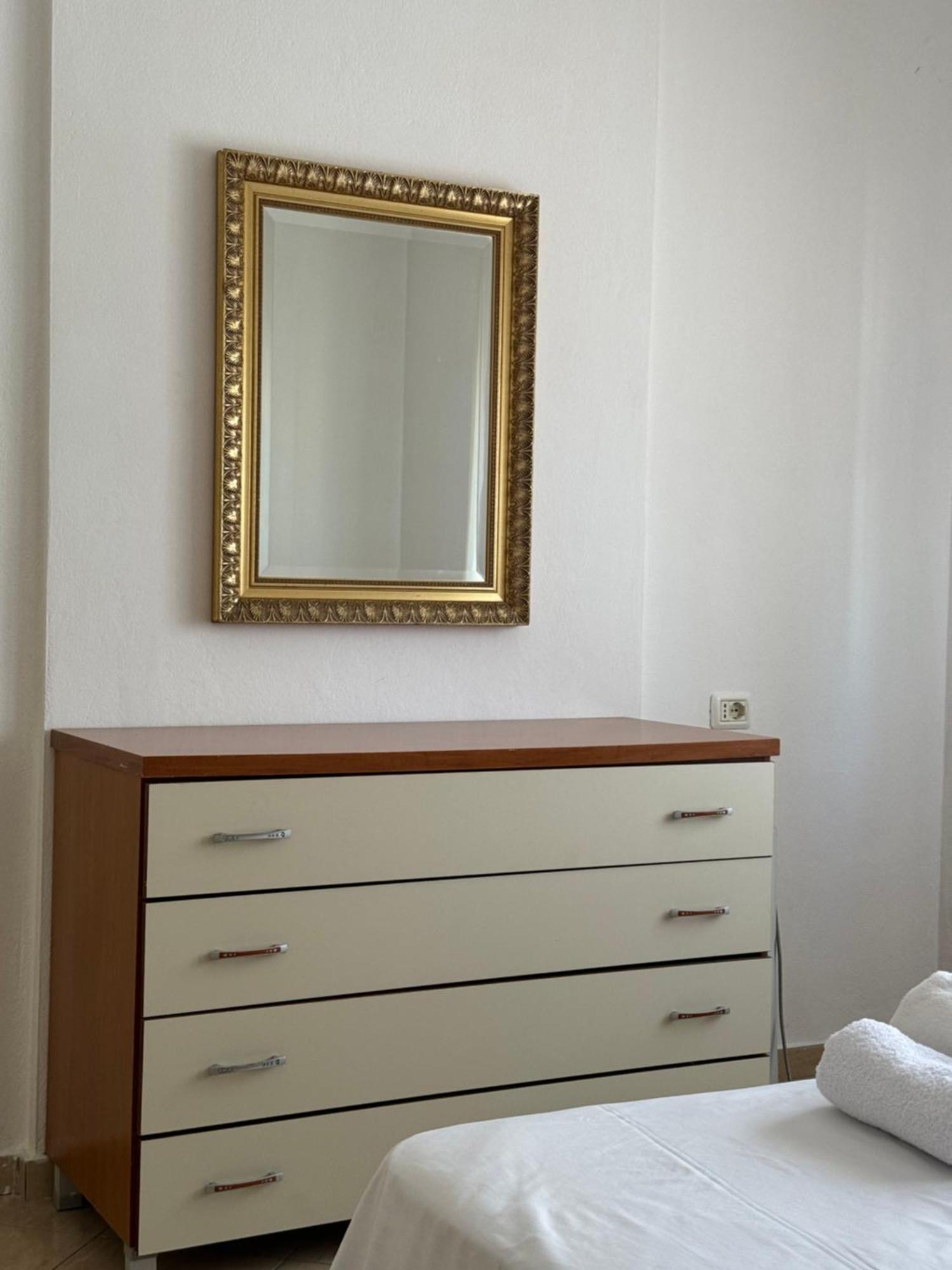 Elegant Apartment In Lungomare - N 23 فلورا المظهر الخارجي الصورة