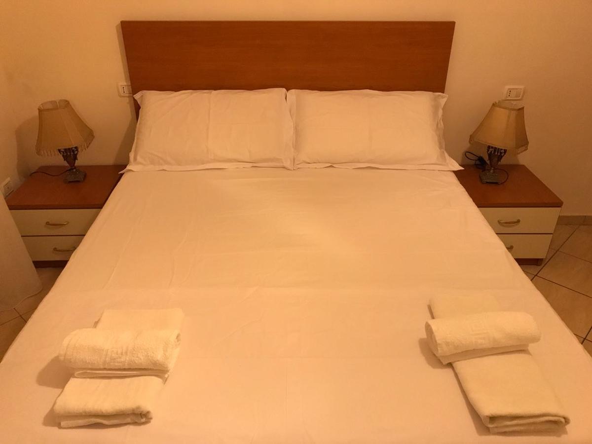 Elegant Apartment In Lungomare - N 23 فلورا المظهر الخارجي الصورة
